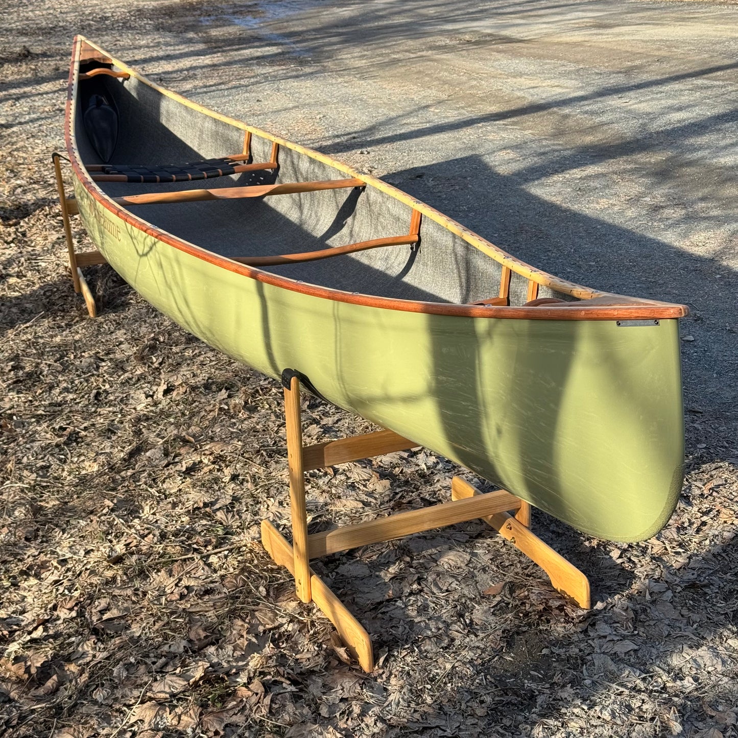Rhéaume 16’6 Prospecteur Kevlar Canoe - Special Green Matcha Colour
