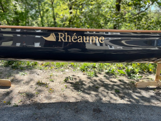 Rhéaume Prospecteur 15' Canoe - Carbon Exterior - Wood Trim - Innegra Basalt Interior - Clear Colour