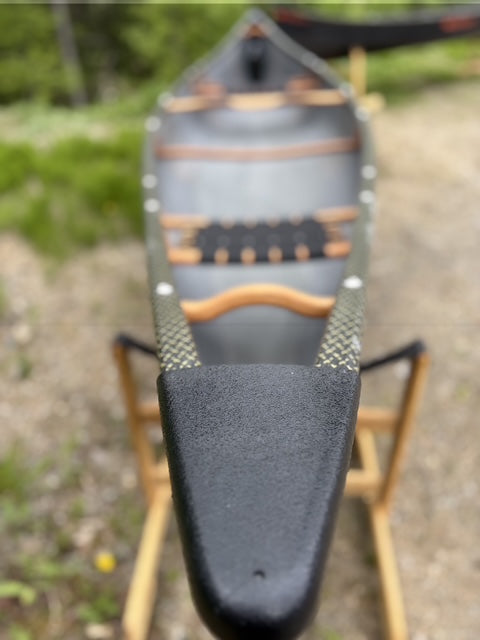 Rhéaume Prospecteur 16'6 Canoe - Carbon Exterior - Composite Gunwales - Innegra Basalt Interior - Clear Colour