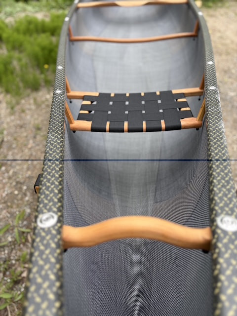 Rhéaume Prospecteur 16'6 Canoe - Carbon Exterior - Composite Gunwales - Innegra Basalt Interior - Clear Colour