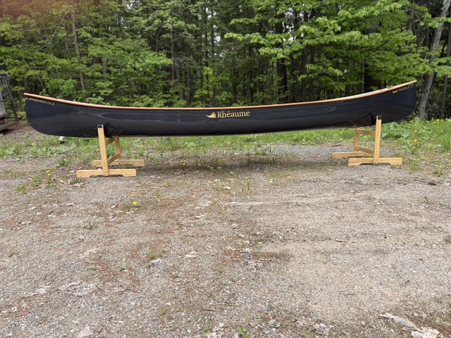 Rhéaume Prospecteur 16'6 Canoe - Carbon Exterior - Cherry Wood Gunwales - Innegra Basalt Interior - Clear Colour